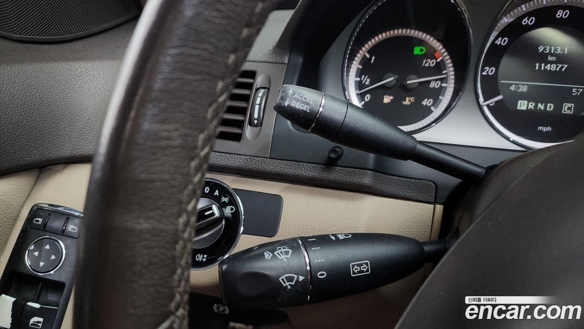 Mercedes-Benz C-Class 2010