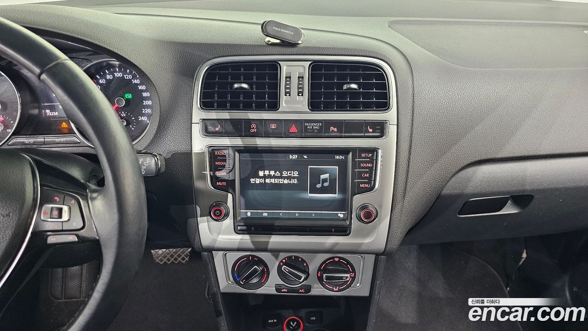 Volkswagen Polo 2015