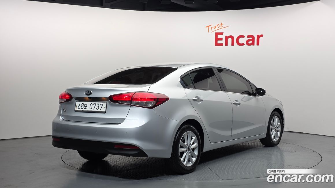 Kia K3 2016