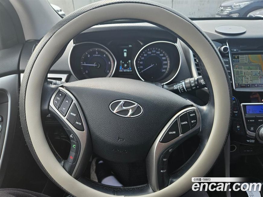Hyundai i30 2015