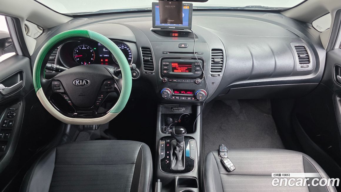 Kia K3 2016