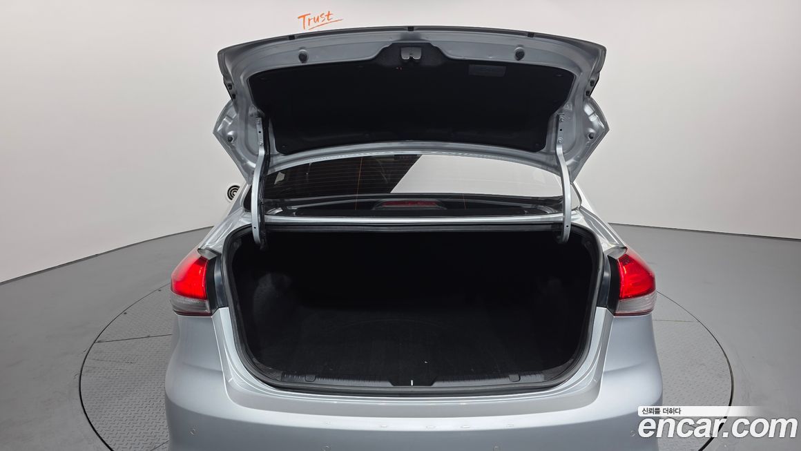 Kia K3 2016