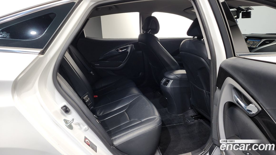 Hyundai Grandeur 2016