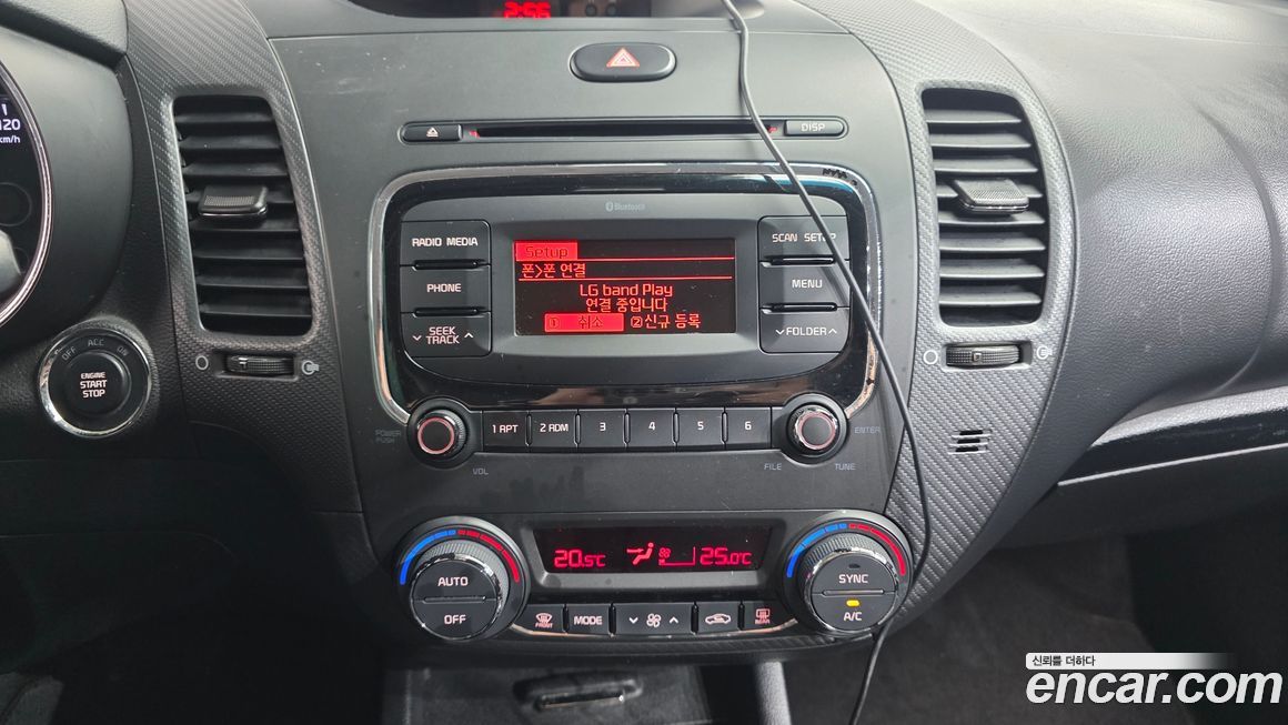 Kia K3 2016