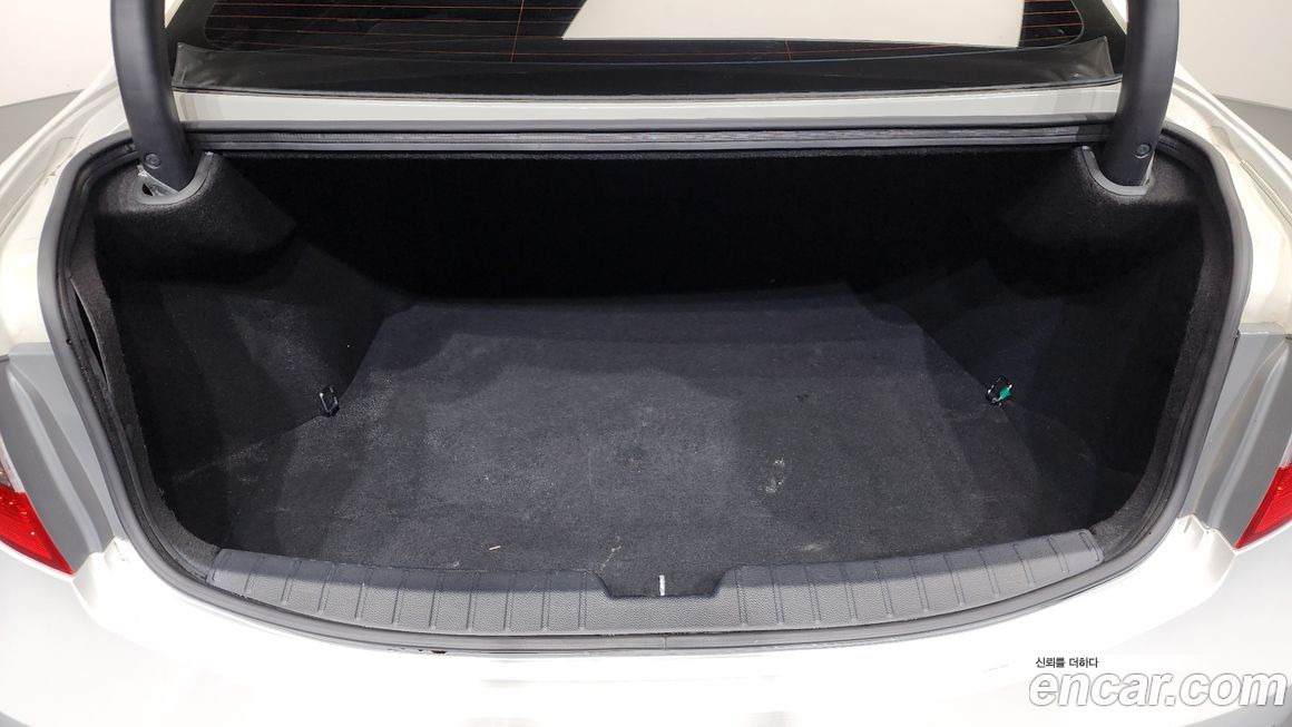 Hyundai Grandeur 2016