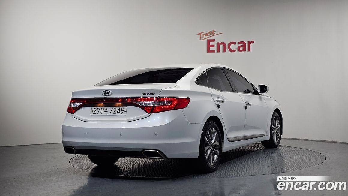 Hyundai Grandeur 2016