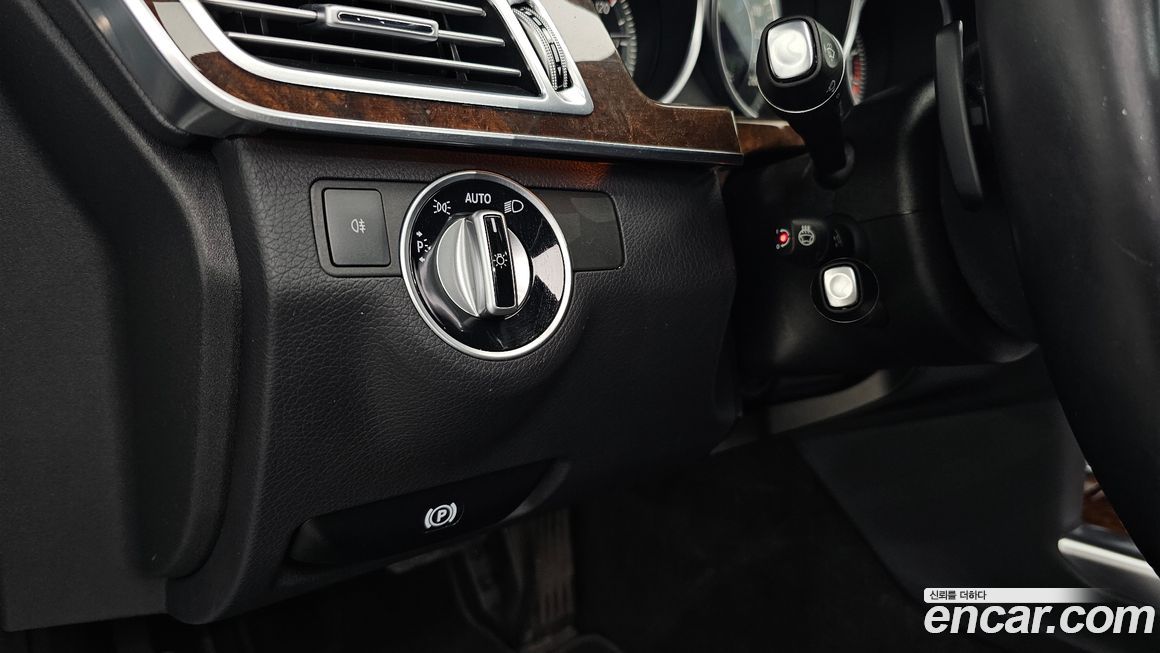 Mercedes-Benz E-Class 2014