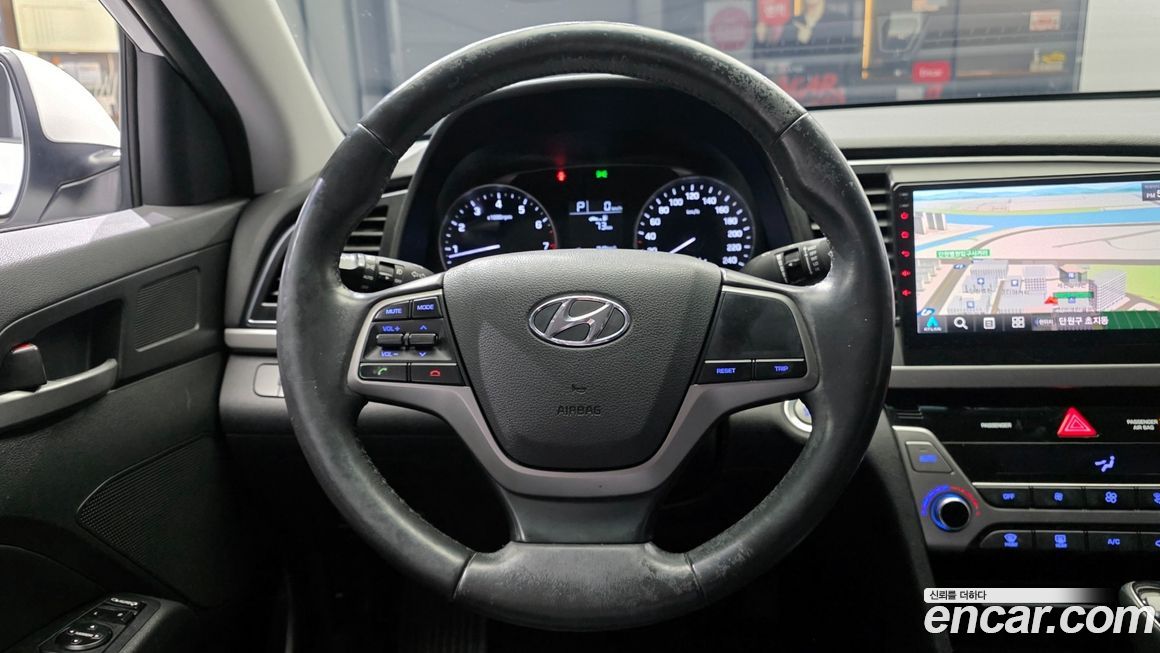 Hyundai AVANTE 2017