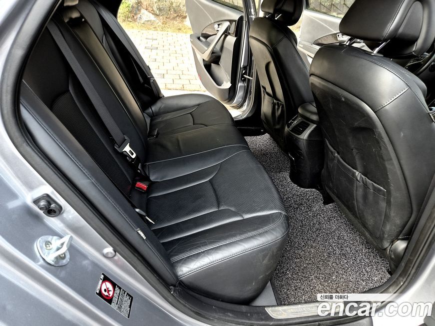 Hyundai Grandeur 2016