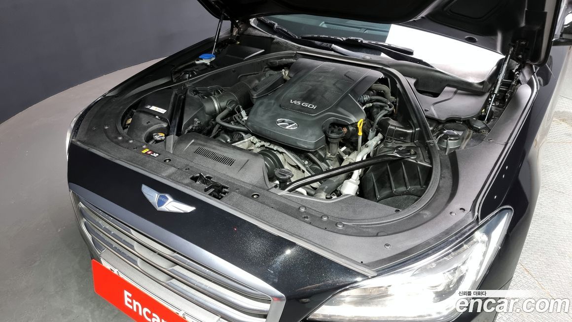 Hyundai Genesis 2016