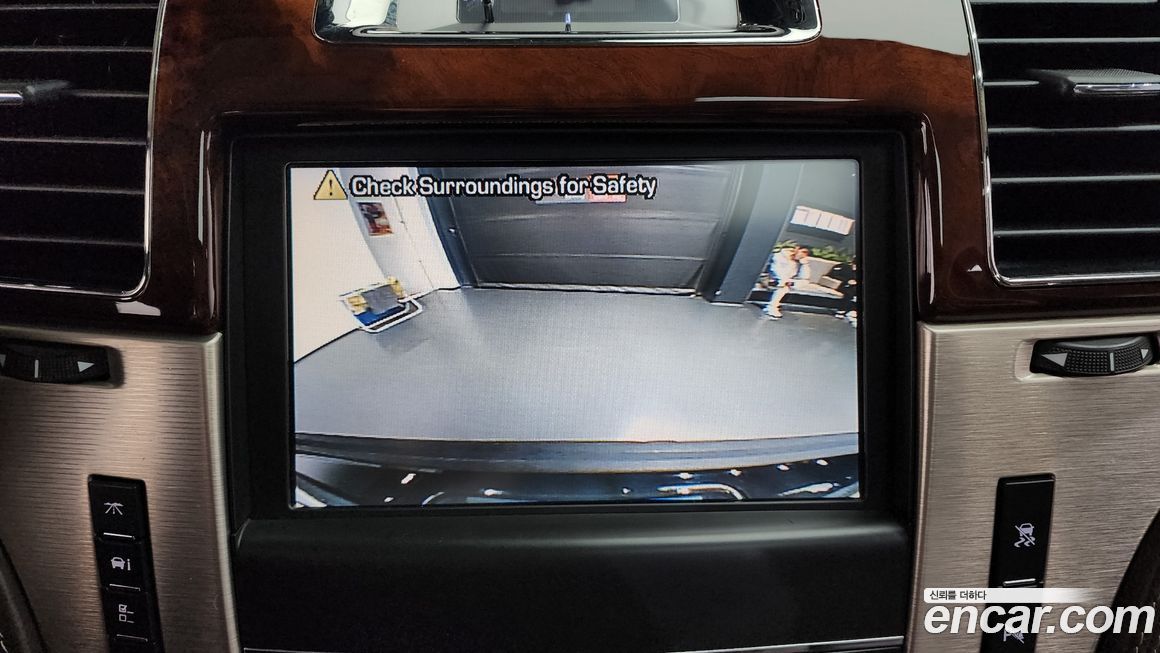 Cadillac Escalade 2011