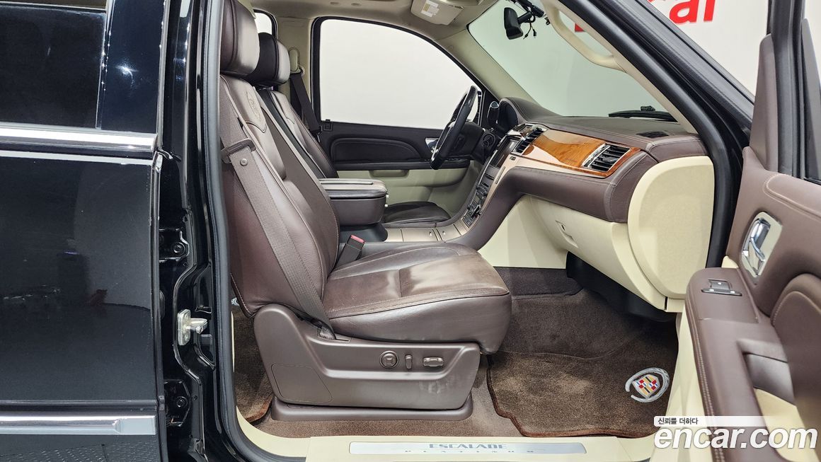 Cadillac Escalade 2011