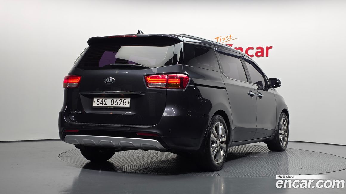 Kia Canival 2016