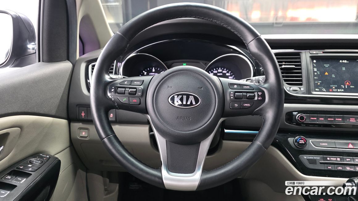 Kia Canival 2016