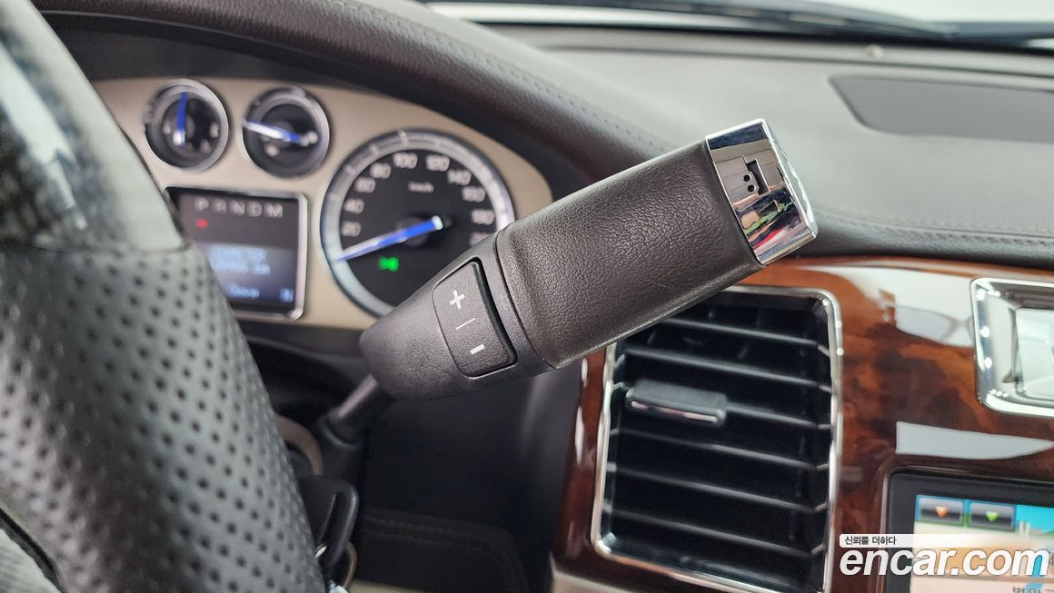 Cadillac Escalade 2011