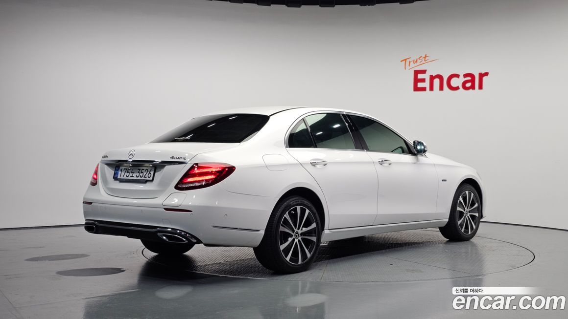 Mercedes-Benz E-Class 2020