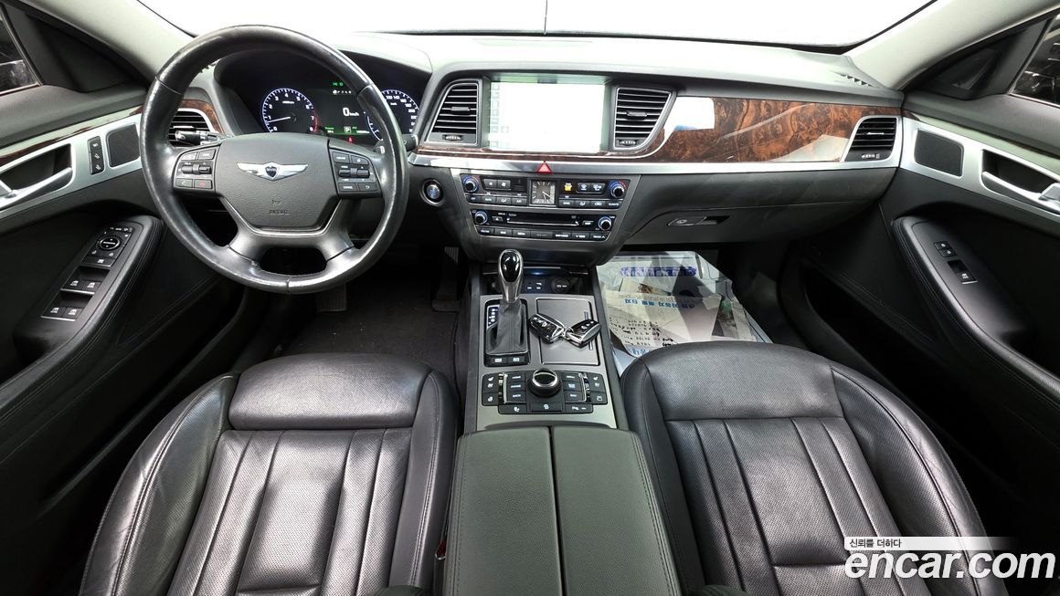 Hyundai Genesis 2016