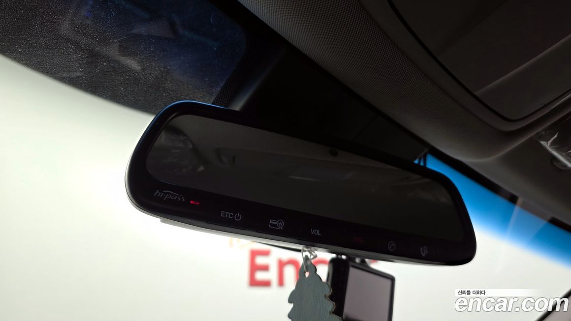 Hyundai Genesis 2016