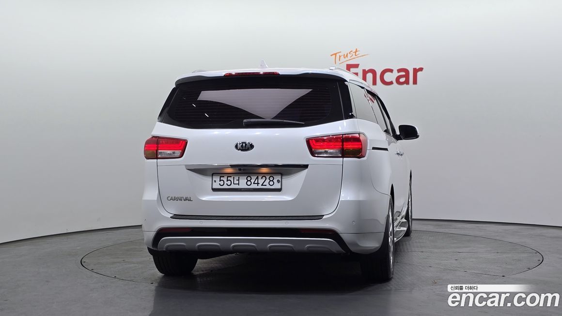 Kia Canival 2016