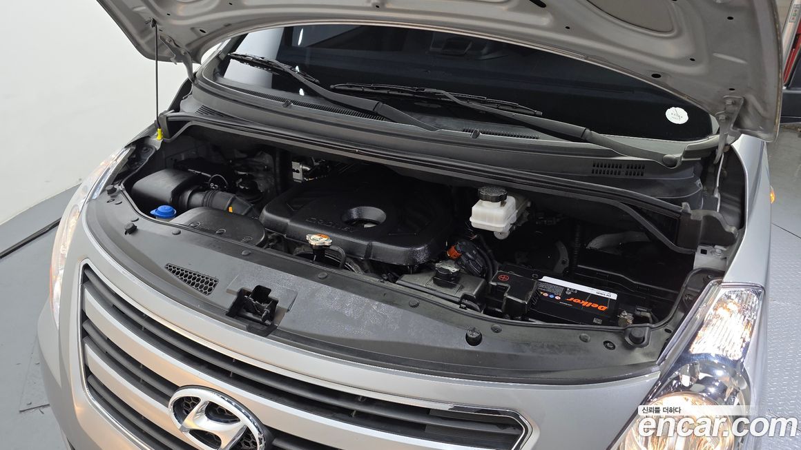 Hyundai Starex 2018