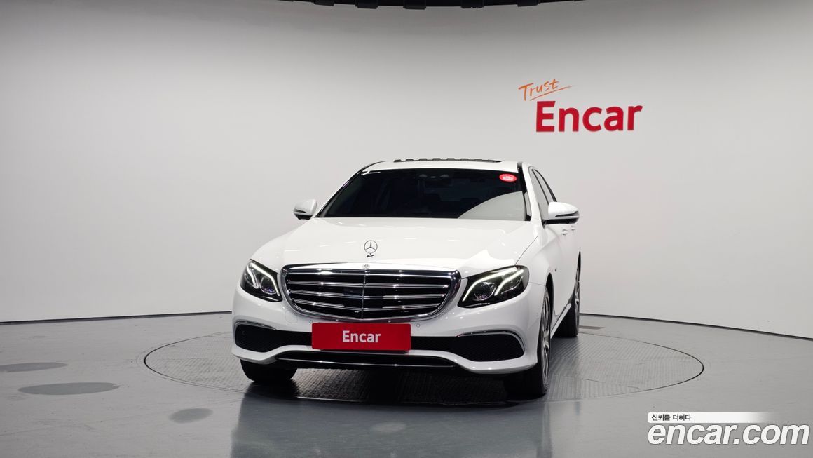 Mercedes-Benz E-Class 2020