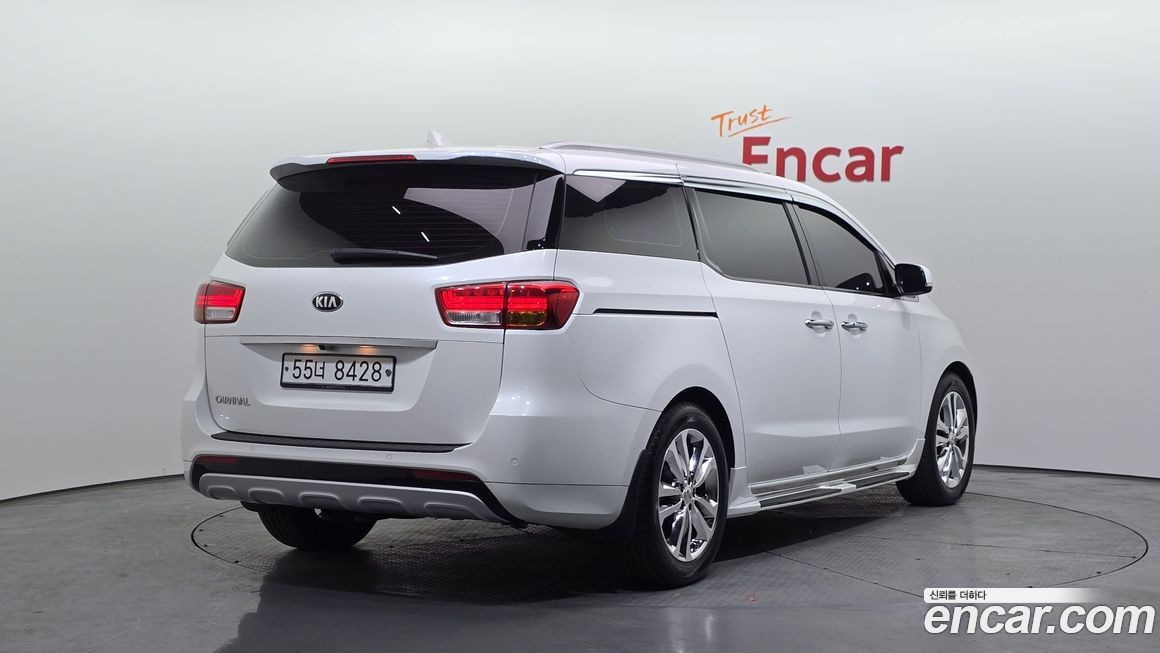 Kia Canival 2016