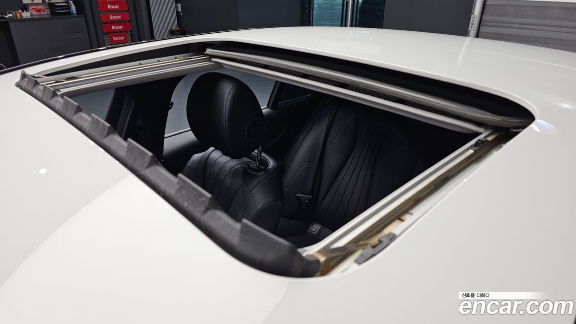 Mercedes-Benz E-Class 2020