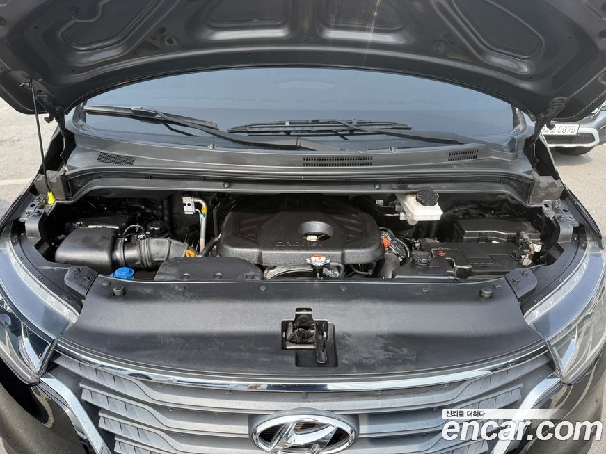 Hyundai Starex 2019