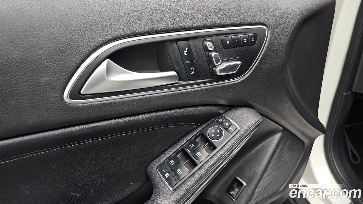 Mercedes-Benz GLA-Class 2018