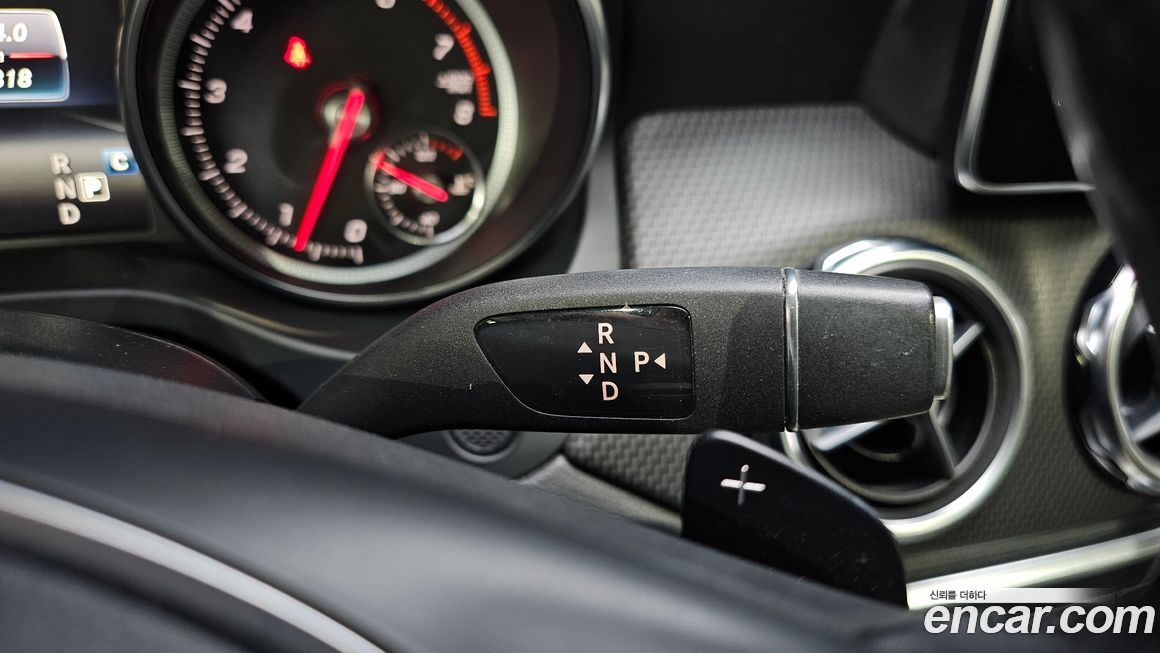 Mercedes-Benz GLA-Class 2018