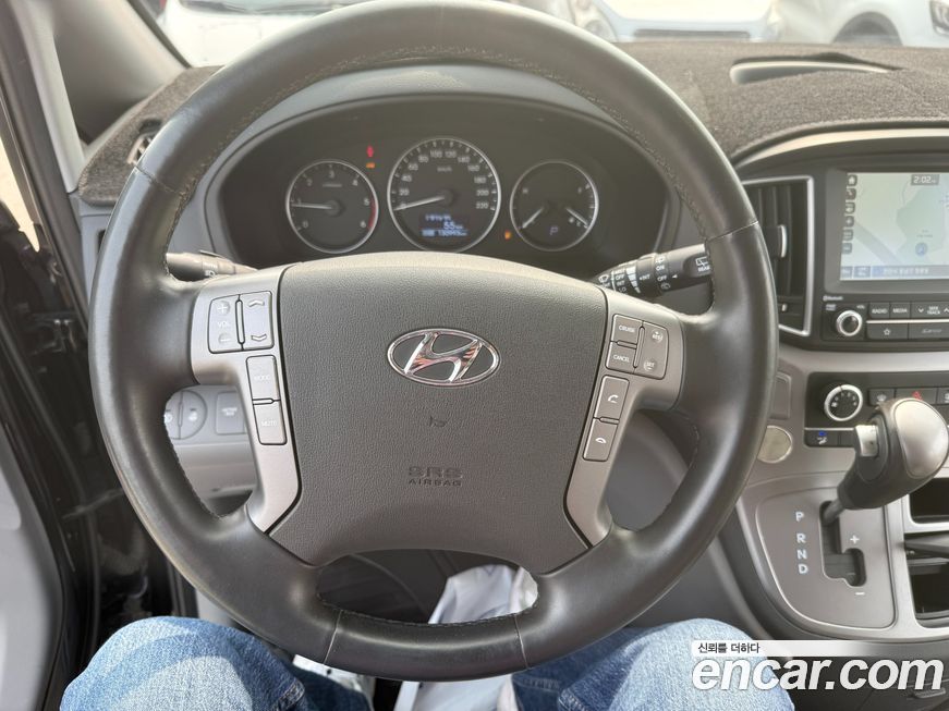Hyundai Starex 2019