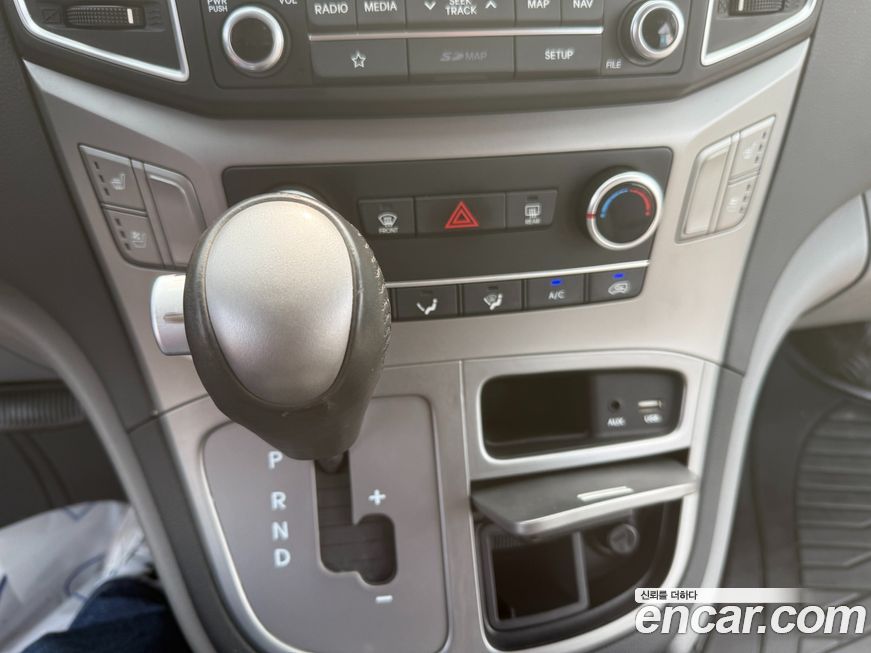 Hyundai Starex 2019