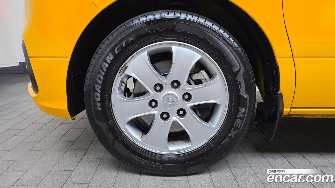 Hyundai Starex 2020