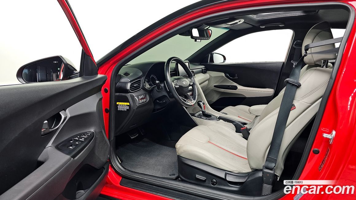 Hyundai Veloster 2020