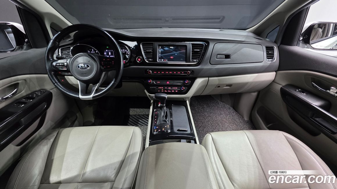 Kia Canival 2017