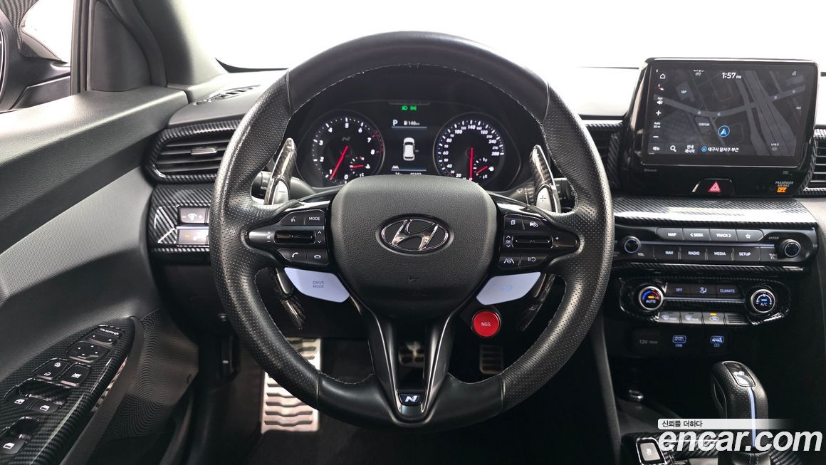 Hyundai Veloster 2021