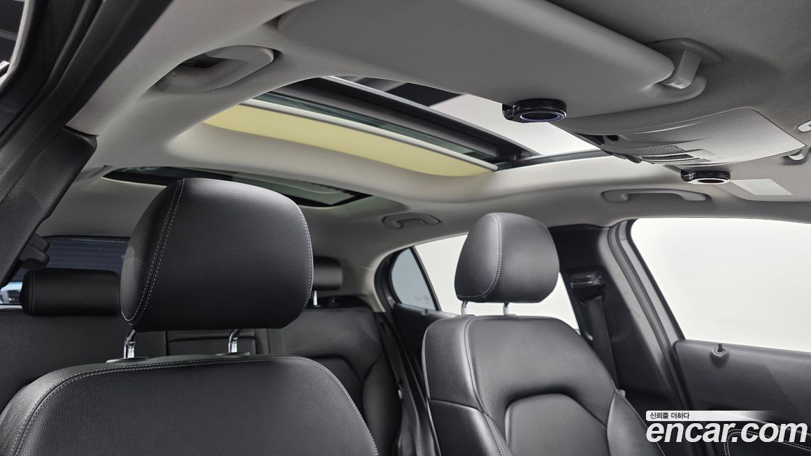 Mercedes-Benz GLA-Class 2019