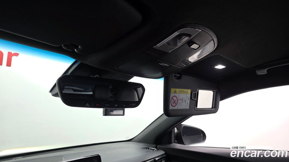 Hyundai Veloster 2021