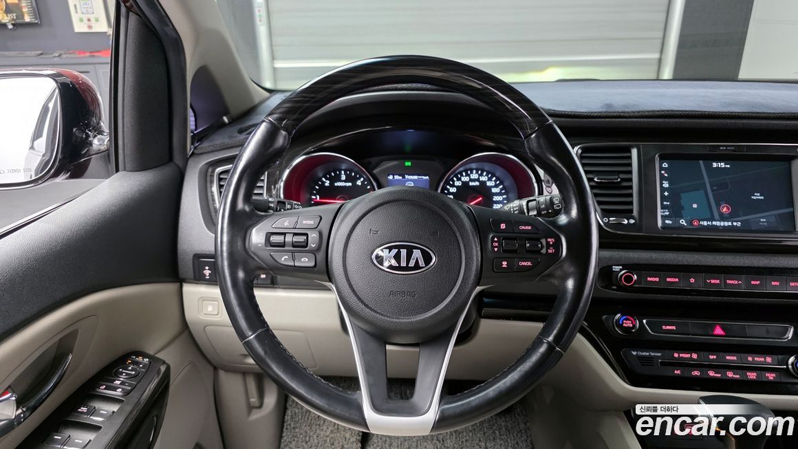 Kia Canival 2019