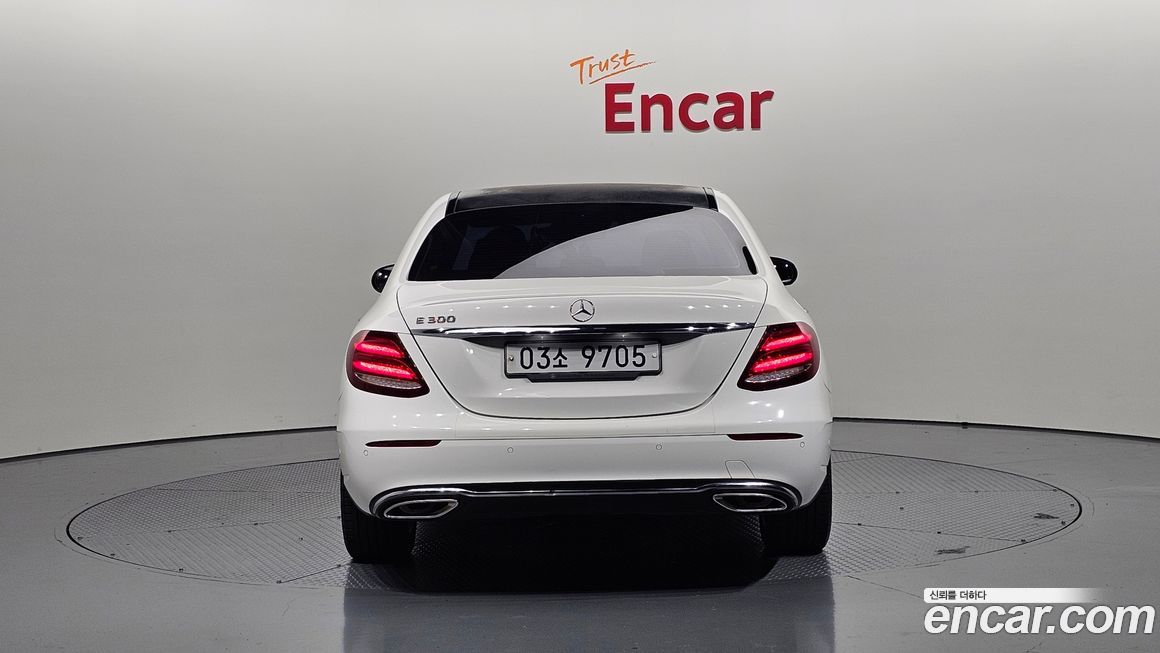 Mercedes-Benz E-Class 2017