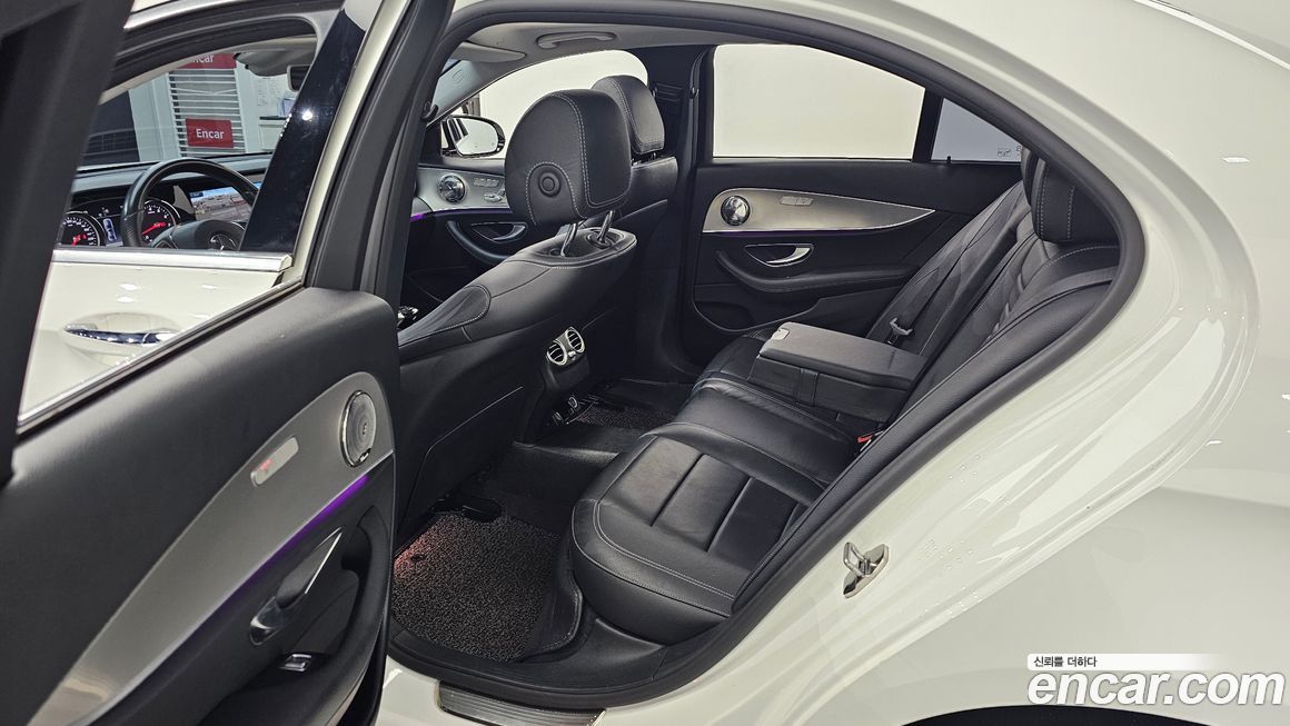 Mercedes-Benz E-Class 2017