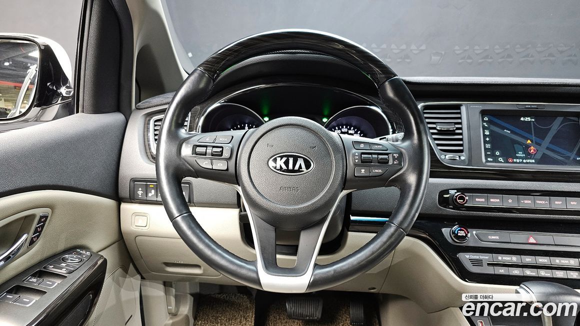 Kia Canival 2019