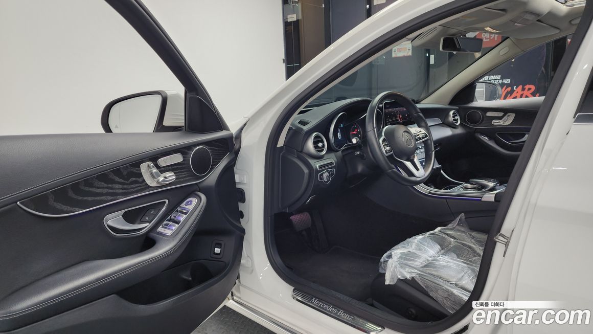 Mercedes-Benz C-Class 2019