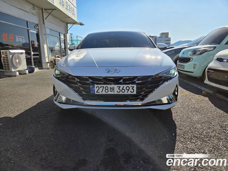Hyundai AVANTE 2021