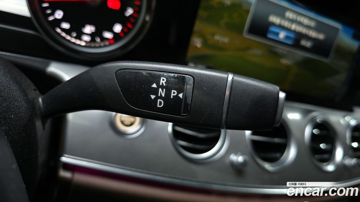 Mercedes-Benz E-Class 2018