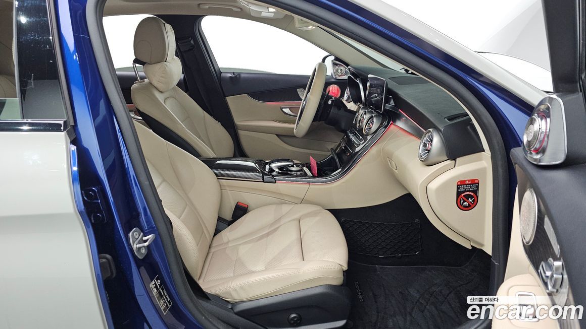 Mercedes-Benz C-Class 2019