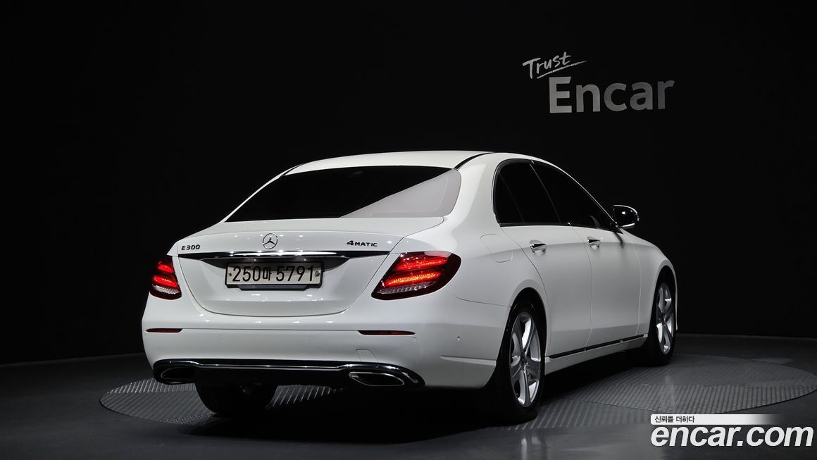 Mercedes-Benz E-Class 2018