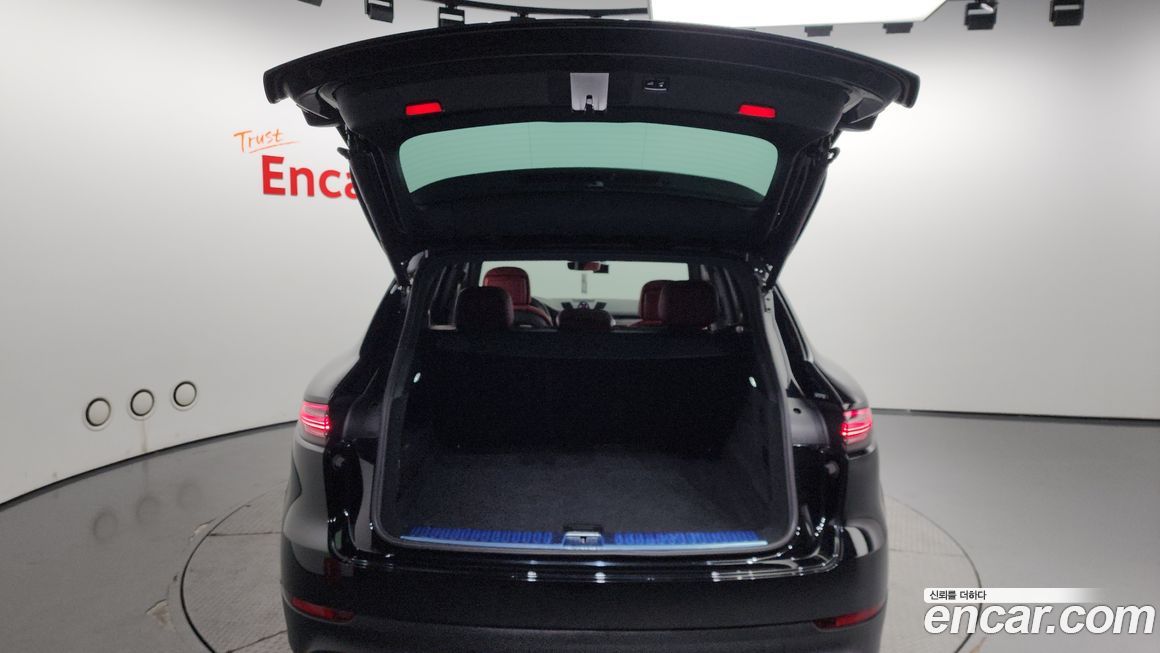 Porsche Cayenne 2023