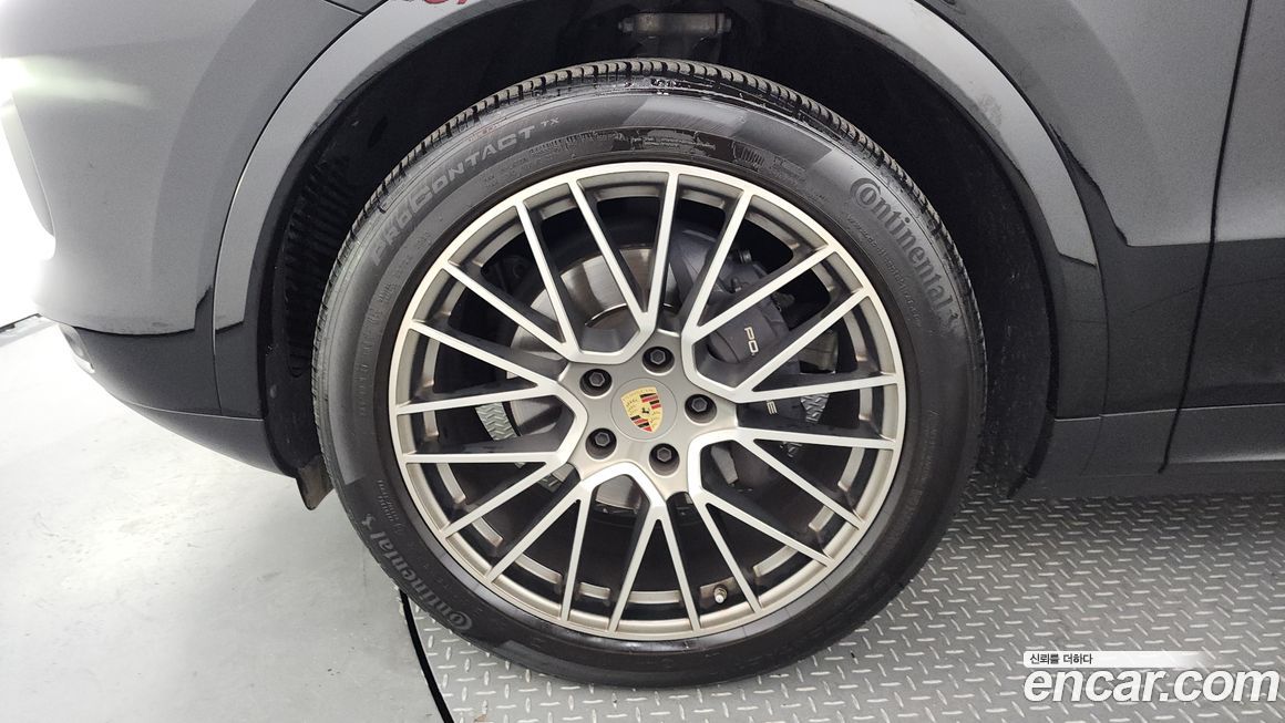 Porsche Cayenne 2023