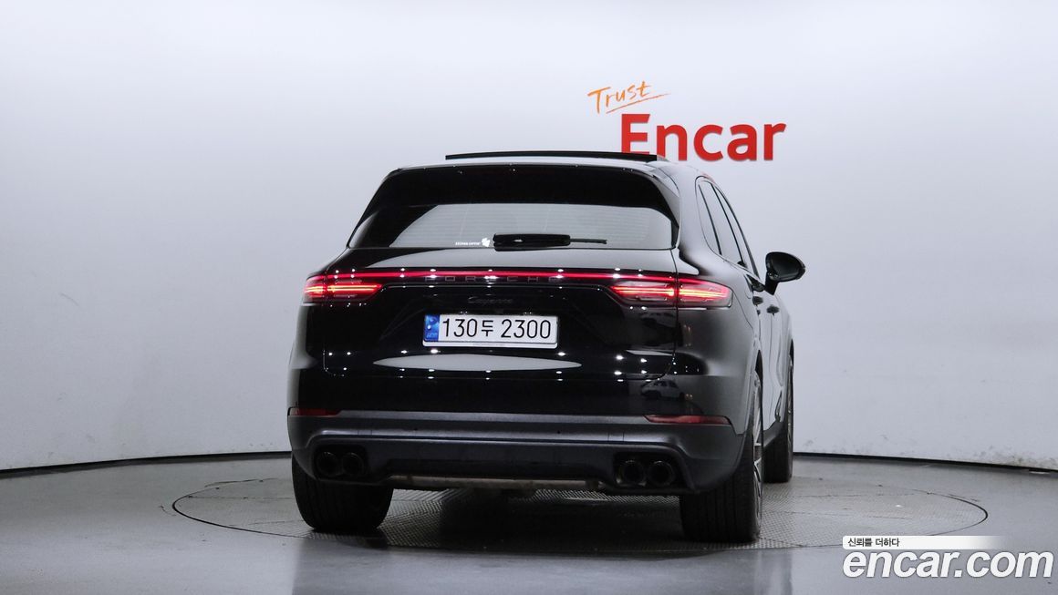 Porsche Cayenne 2023